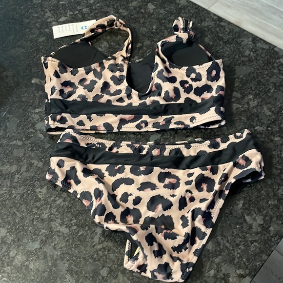 Brand new bathing suit! - Picture 2 of 2